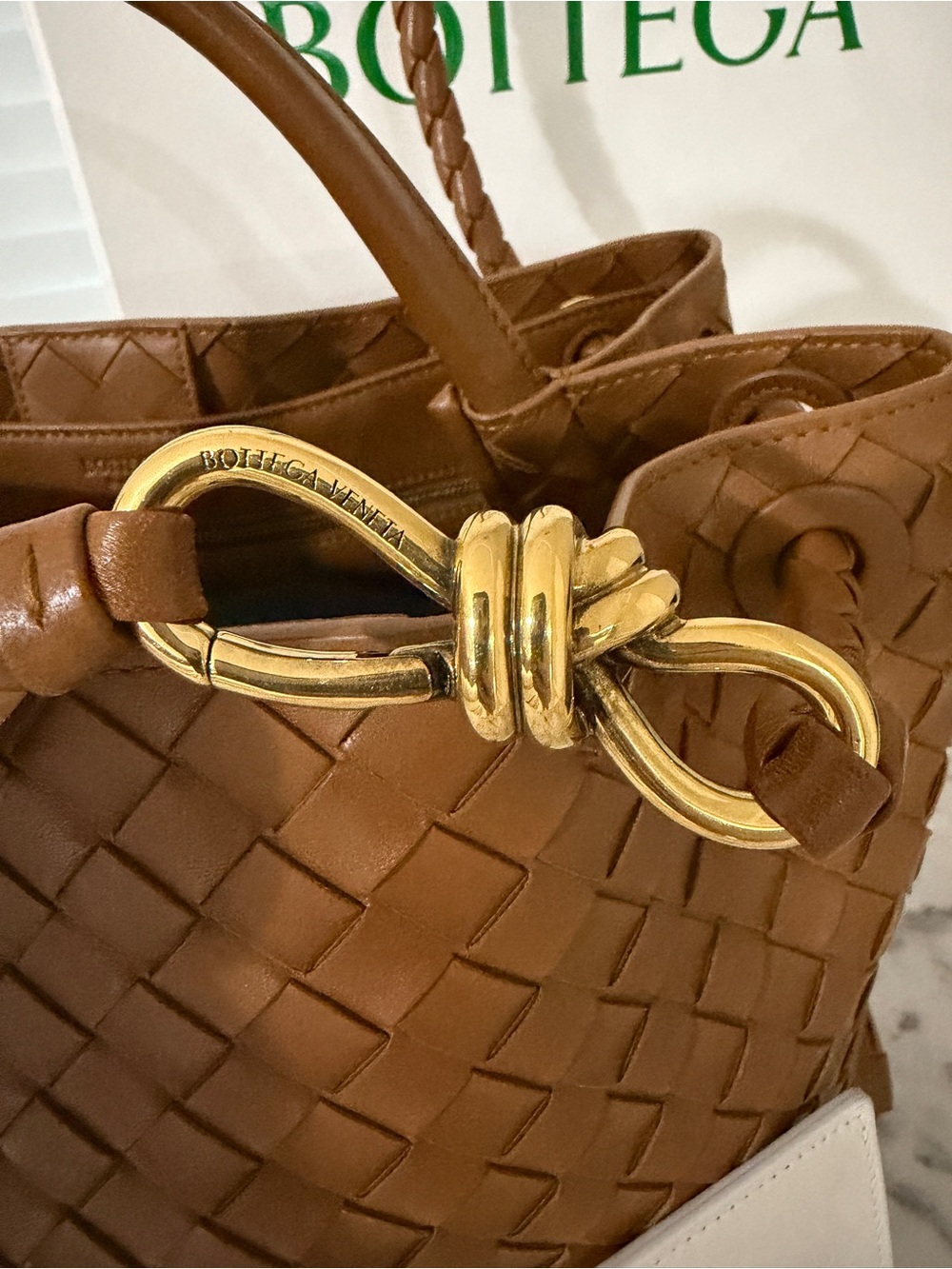 Bottega Veneta Cognac Intrecciato Leather Andiamo Medium - Picture 4 of 6